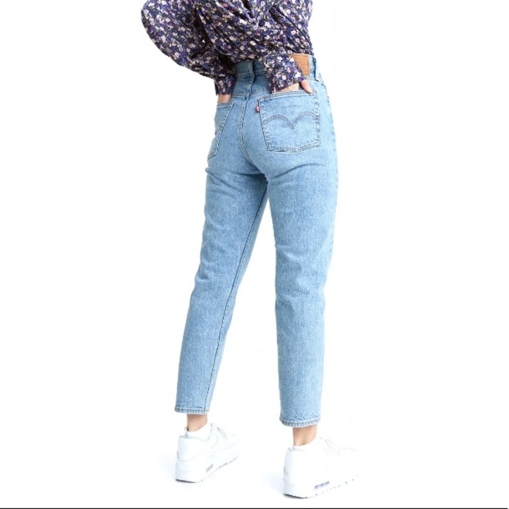 👖 Levi’s Wedgie skinny pale blue jeans